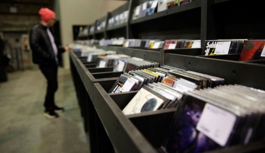 Vinyl sales bigger than streaming revenue