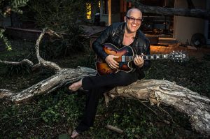 gary-miller-2014-dawn-bowery-billboard-650