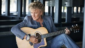 RodStewart_wide-8b288d4333ac12d20fe329eb575625ef89c0d484
